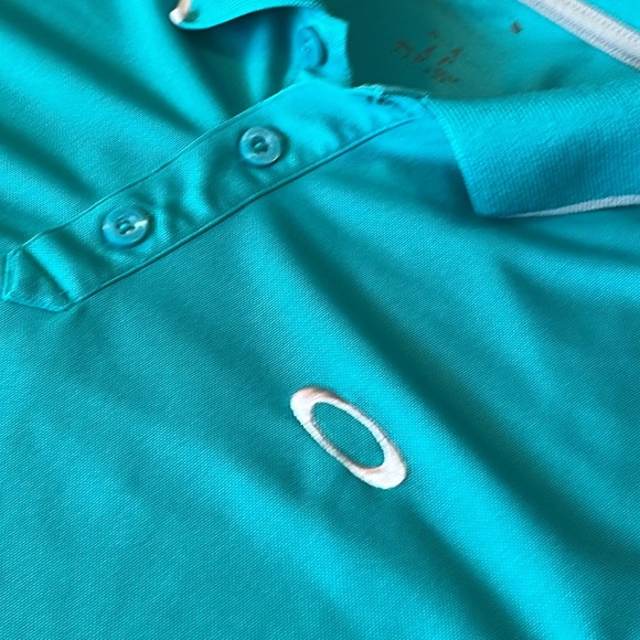 Turquoise OAKLEY Golf Shirt.  Size Large. - Picture 2 of 10